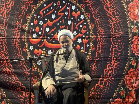 تصاویر / مراسم عزاداری شب تاسوعا در هیئت حضرت ابوالفضل العباس (ع) پردیسان