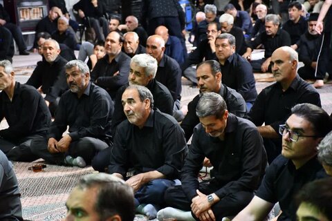 تصاویر/ مراسم سوگواری شب نهم محرم در خوی