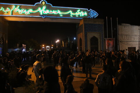 تصاویر| مراسم عزاداری شب تاسوعای حسینی در حرم مطهر شاهچراغ(ع)