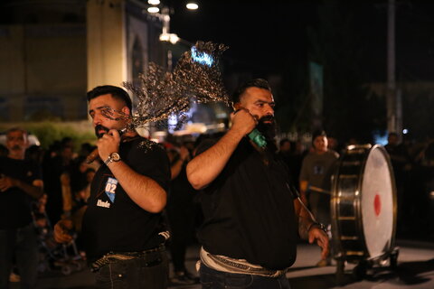 تصاویر| مراسم عزاداری شب تاسوعای حسینی در حرم مطهر شاهچراغ(ع)