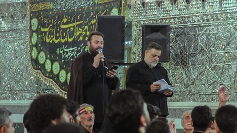 تصاویر/مراسم عزاداری شب تاسوعا هیئات مذهبی آران و بیدگل در حرم هلال بن علی (ع)