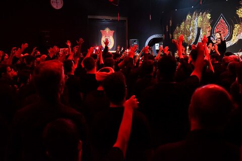 تصاویر/ مراسم سوگواری شب نهم محرم در مسجد جنرال ارومیه