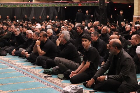 تصاویر/ مراسم سوگواری شب نهم محرم در مصلی ارومیه