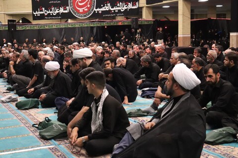 تصاویر/ مراسم سوگواری شب نهم محرم در مصلی ارومیه