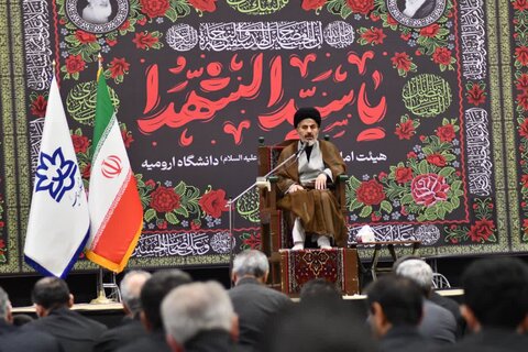 تصاویر/ مراسم سوگواری تاسوعای حسینی در دانشگاه ارومیه