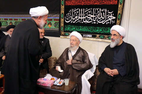 تصاویر/ مراسم عزاداری ظهر تاسوعا حسینی در دفتر مرجع عالیقدر آیت الله مکارم شیرازی