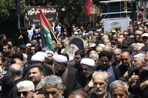 تصاویر / مراسم روز سقا وگرامیداشت علمدار مقاومت شهید حاجی زاده در قزوین