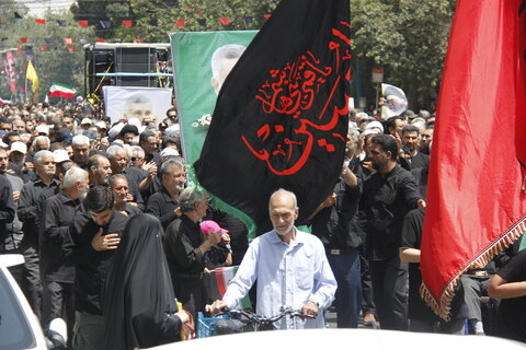 تصاویر / مراسم روز سقا وگرامیداشت علمدار مقاومت شهید حاجی زاده در قزوین