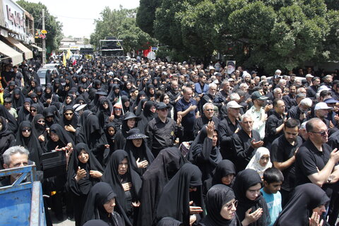 تصاویر / مراسم روز سقا وگرامیداشت علمدار مقاومت شهید حاجی زاده در قزوین