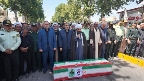 تصاویر/ تشییع پیکر مطهر شهید امیرحسین باقرلو در خوی