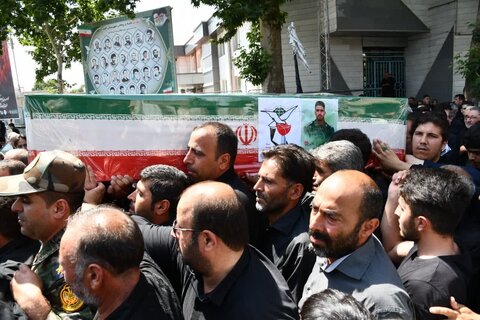 تصاویر/ تشییع پیکر مطهر شهید امیرحسین باقرلو در خوی