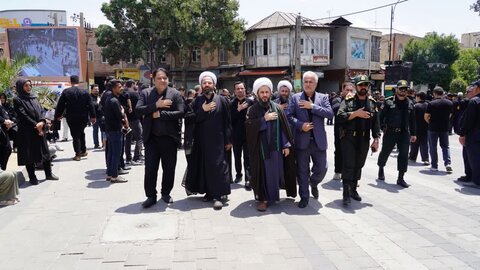 تصاویر/ عزاداری مردم شهرستان خوی در روز تاسوعای حسینی