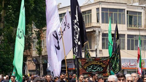 تصاویر/ عزاداری مردم شهرستان خوی در روز تاسوعای حسینی