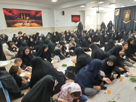 تصاویر/ عزاداری روز تاسوعای حسینی در مدرسه علمیه زینب کبری (س) ارومیه