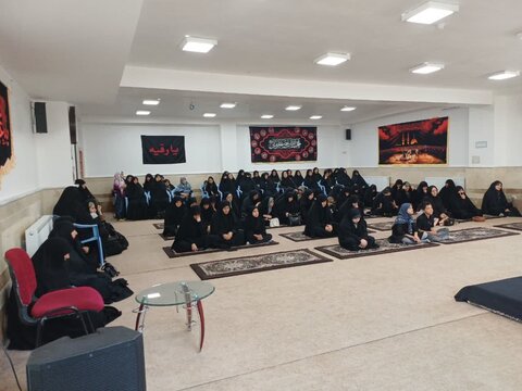 تصاویر/ عزاداری روز تاسوعای حسینی در مدرسه علمیه زینب کبری (س) ارومیه