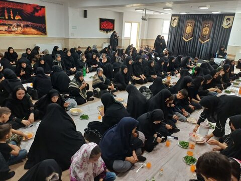 تصاویر/ عزاداری روز تاسوعای حسینی در مدرسه علمیه زینب کبری (س) ارومیه