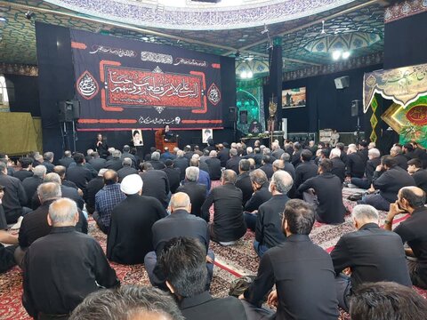 تصاویر/ عزاداری تاسوعای حسینی ازطرف نماینده ولی‌فقیه درمنطقه کاشان