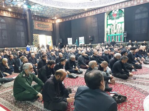 تصاویر/ عزاداری تاسوعای حسینی ازطرف نماینده ولی‌فقیه درمنطقه کاشان