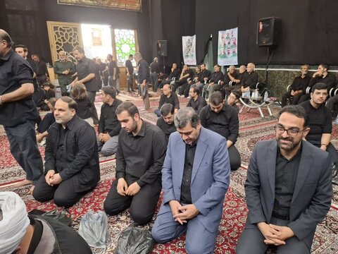 تصاویر/ عزاداری تاسوعای حسینی ازطرف نماینده ولی‌فقیه درمنطقه کاشان