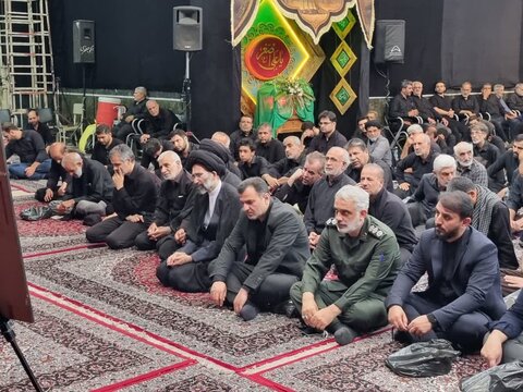 تصاویر/ مراسم عزاداری تاسوعای حسینی در مسجدصادقیه کاشان