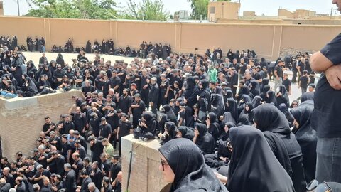 تصاویر/سوگواری سنتی تاسوعای حسینی کنار چشمه سلیمانیه فین کاشان