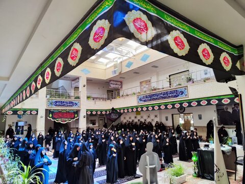 مراسم عزاداری تاسوعای حسینی در مدرسه علمیه ریحانة الرسول ارومیه
