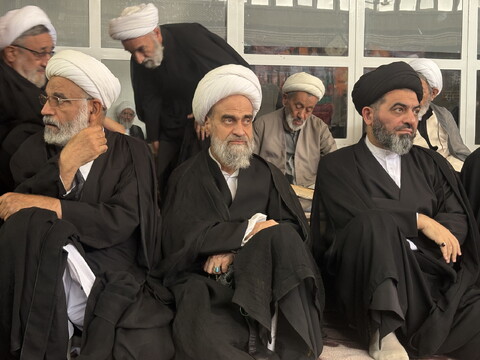 تصاویر / مراسم عزاداری روز تاسوعای حسینی در بیت آیت الله العظمی سیستانی در قم