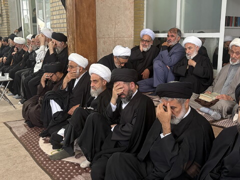تصاویر / مراسم عزاداری روز تاسوعای حسینی در بیت آیت الله العظمی سیستانی در قم