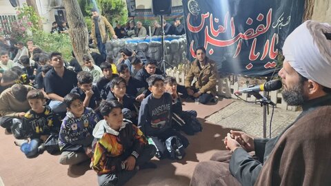 تصاویر / مراسم سوگواری مردم شهرستان تاکستان در دفتر نماینده مردم قزوین در مجلس خبرگان رهبری