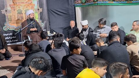 تصاویر / مراسم سوگواری مردم شهرستان تاکستان در دفتر نماینده مردم قزوین در مجلس خبرگان رهبری