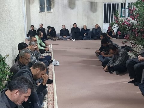 تصاویر / مراسم سوگواری مردم شهرستان تاکستان در دفتر نماینده مردم قزوین در مجلس خبرگان رهبری