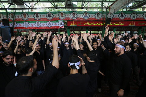تصاویر / مراسم عزداری ظهر تاسوعا در آسایشگاه جانبازان شهید مطهری اصفهان