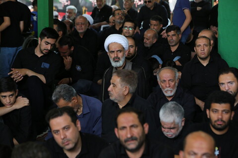 تصاویر / مراسم عزداری ظهر تاسوعا در آسایشگاه جانبازان شهید مطهری اصفهان
