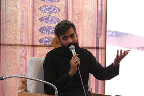 تصاویر / مراسم عزداری ظهر تاسوعا در آسایشگاه جانبازان شهید مطهری اصفهان