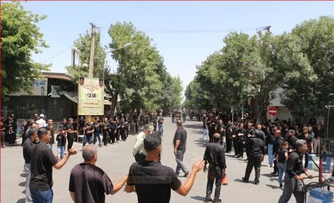 تصاویر/ عزاداری مردم ولایتمدار و شهیدپرور میاندوآب در تاسوعای حسینی