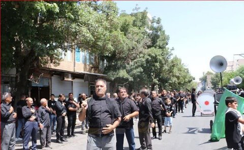 تصاویر/ عزاداری مردم ولایتمدار و شهیدپرور میاندوآب در تاسوعای حسینی