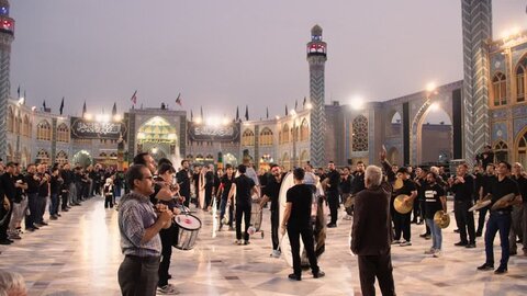 تصاویر/ مراسم عزاداری تاسوعای حسینی در آستان مقدس حضرت محمد هلال بن علی (ع)آران وبیدگل