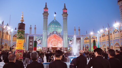 تصاویر/ مراسم عزاداری تاسوعای حسینی در آستان مقدس حضرت محمد هلال بن علی (ع)آران وبیدگل