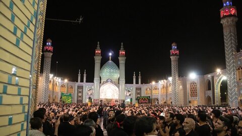 تصاویر/عزاداری هیئت ابوالفضلی دهنو شب عاشورای حسینی در هلال بن علی (ع)