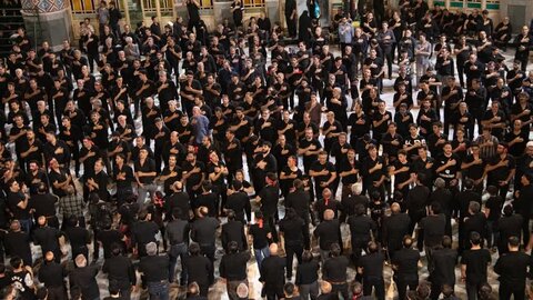 تصاویر/عزاداری هیئت ابوالفضلی دهنو شب عاشورای حسینی در هلال بن علی (ع)