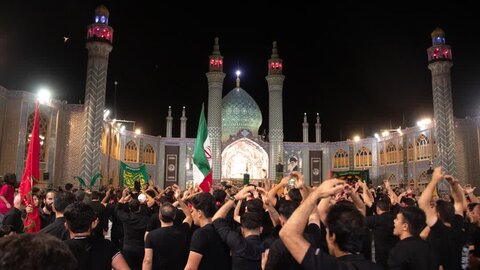 تصاویر/عزاداری هیئت ابوالفضلی دهنو شب عاشورای حسینی در هلال بن علی (ع)