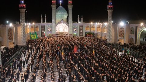 تصاویر/عزاداری هیئت ابوالفضلی دهنو شب عاشورای حسینی در هلال بن علی (ع)