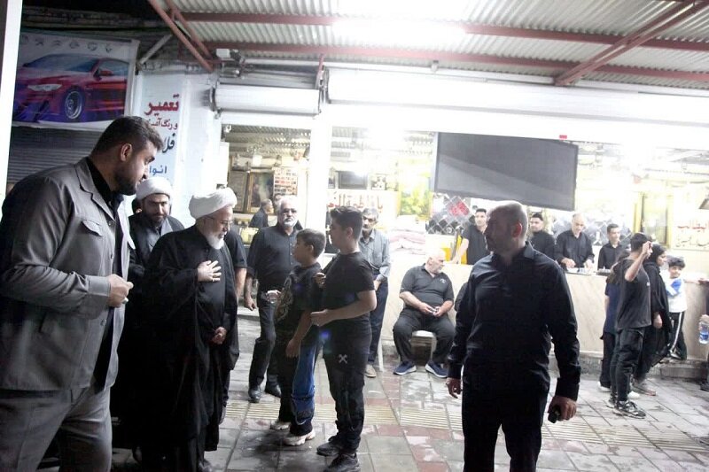 حضور امام جمعه کرمانشاه در هیئتهای عزاداری+تصاویر