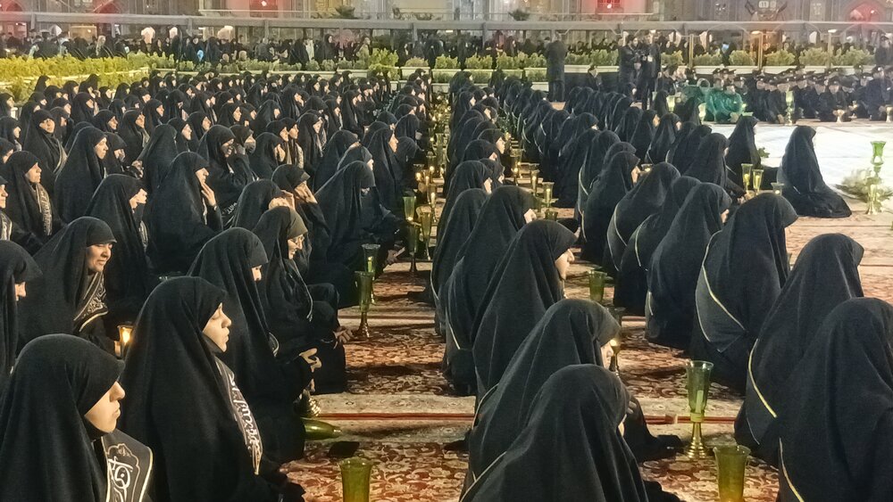 مراسم آیین خطبه خوانی شب عاشورای حسینی در حرم مطهر رضوی