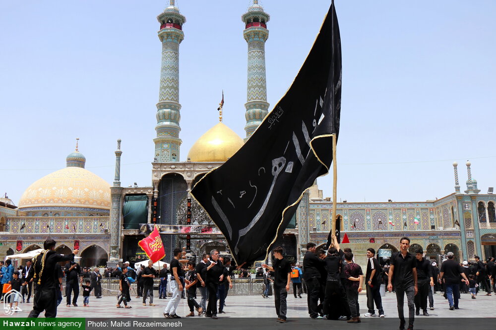 Photos / Présence de groupes de deuil au sanctuaire de Fatima Massoumeh (PSL) le jour de Tasu'a al-Hussaini