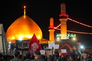 بالصور/ أجواء ليلة عاشوراء في محيط صحن الإمامين العسكريين (ع)