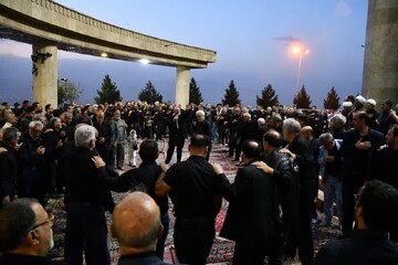 تصاویر/ مراسم عصر تاسوعای حسینی محرم الحرام در تپه شهدای گمنام خوی