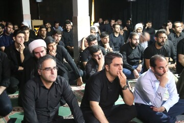 تصاویر/ مراسم عزاداری عاشورای حسینی در مدرسه علمیه حضرت صاحب الزمان(عج) ایلام