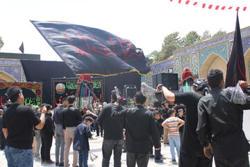 فیلم| پرچم گردانی و علم گردانی هیئات مذهبی جوپار