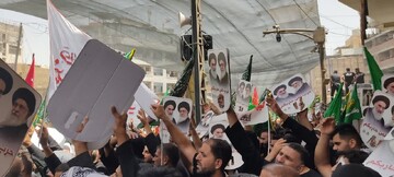 خروش عزاداران روز عاشورا در بین الحرمین+فیلم و عکس